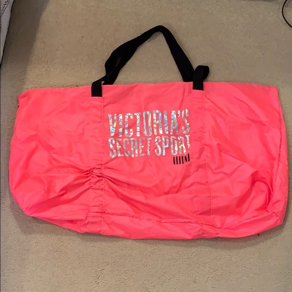 victoria secret sport bag